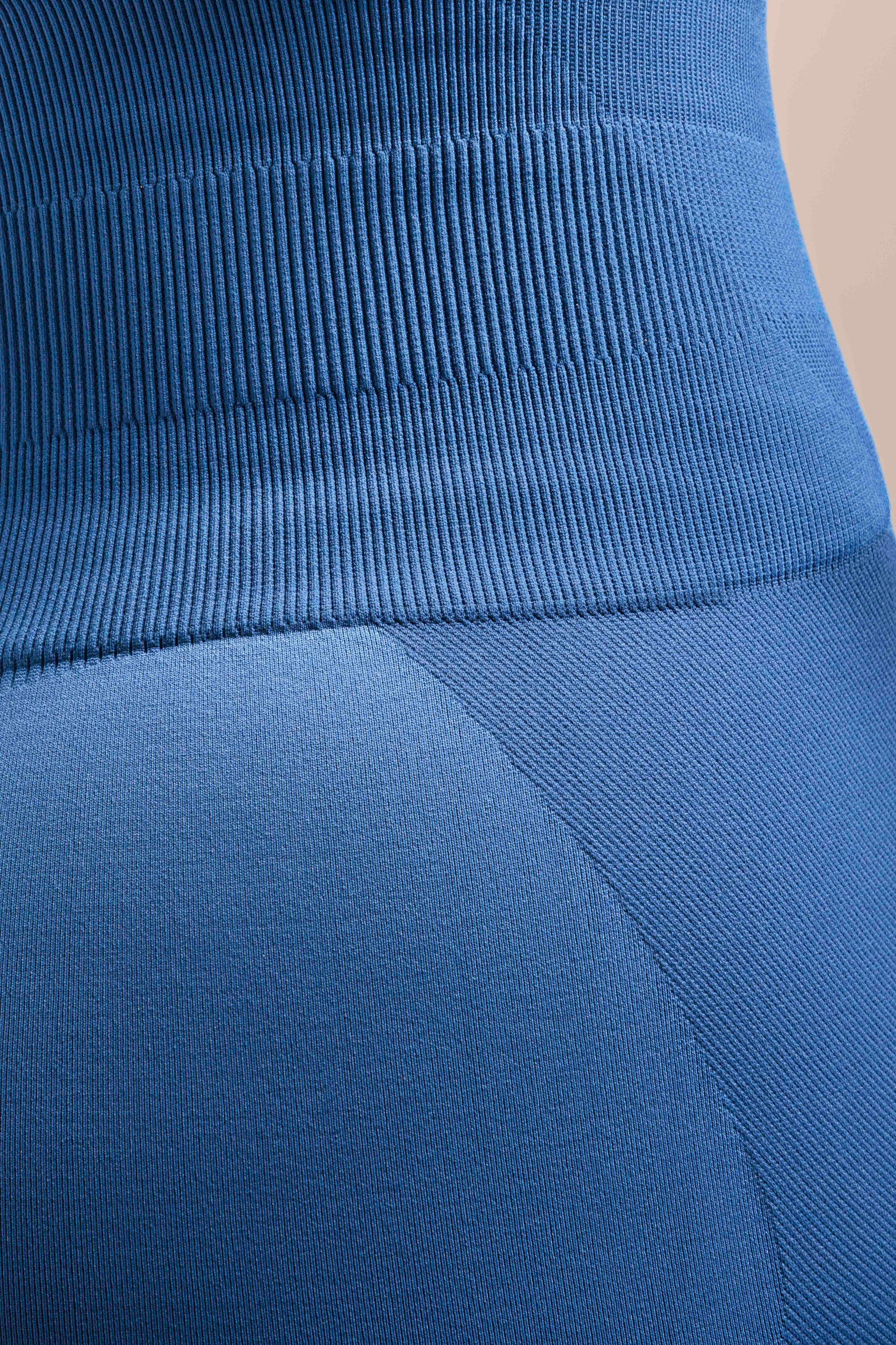 Leggings azules push-up de ajuste perfecto