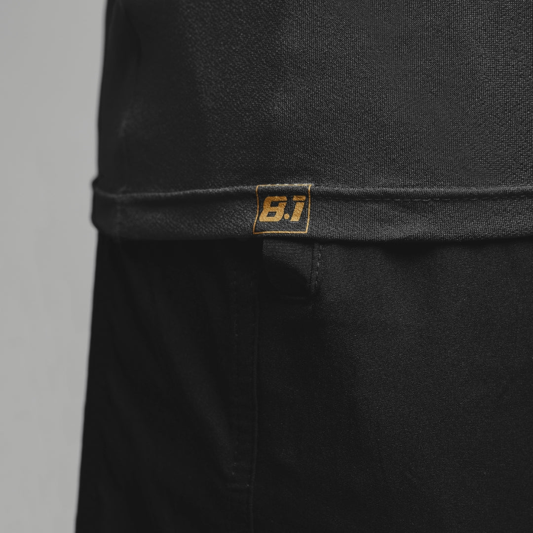 Perfect Line V-shirt