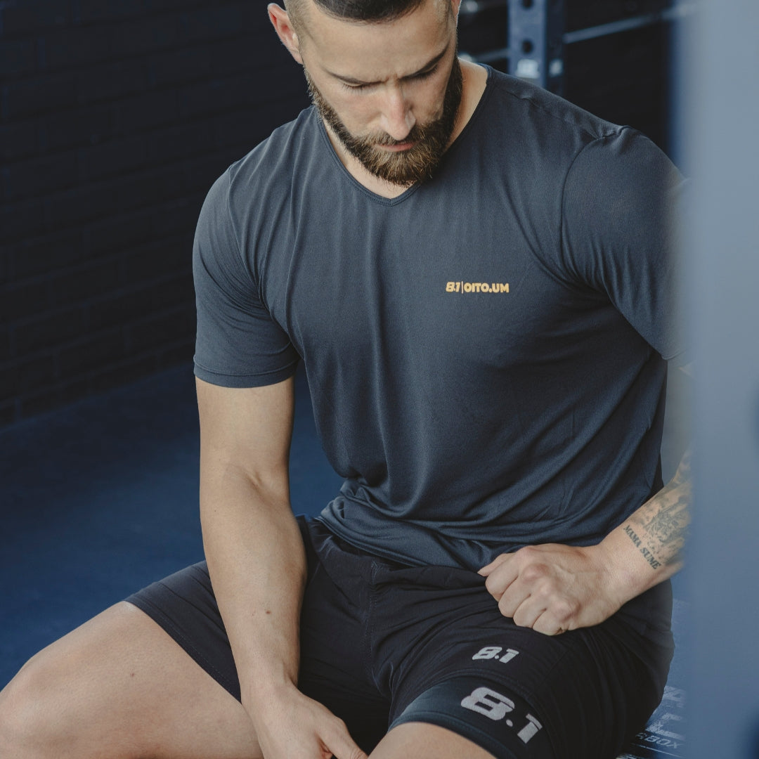 Perfect Line V-shirt