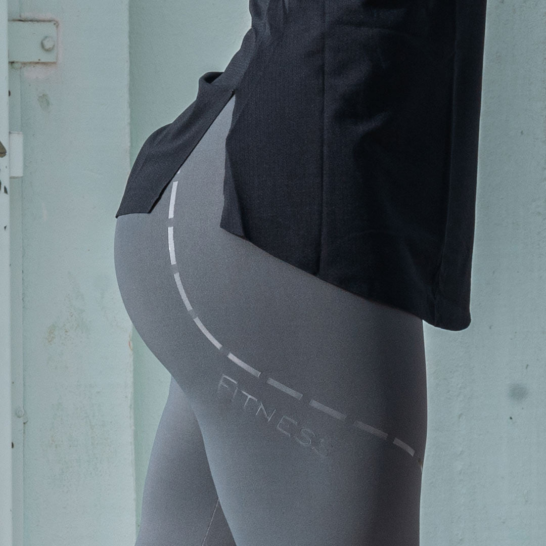 leggins con estampado de serpentinas