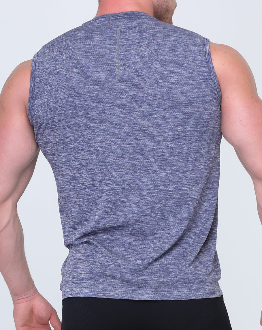 Camiseta de tirantes azul de entrenamiento