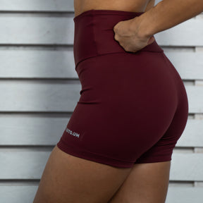 Bordo Latina Shorts